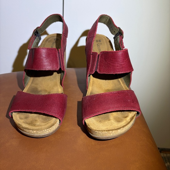 El Naturalista Sandals/Heels Size 8 - Picture 1 of 11